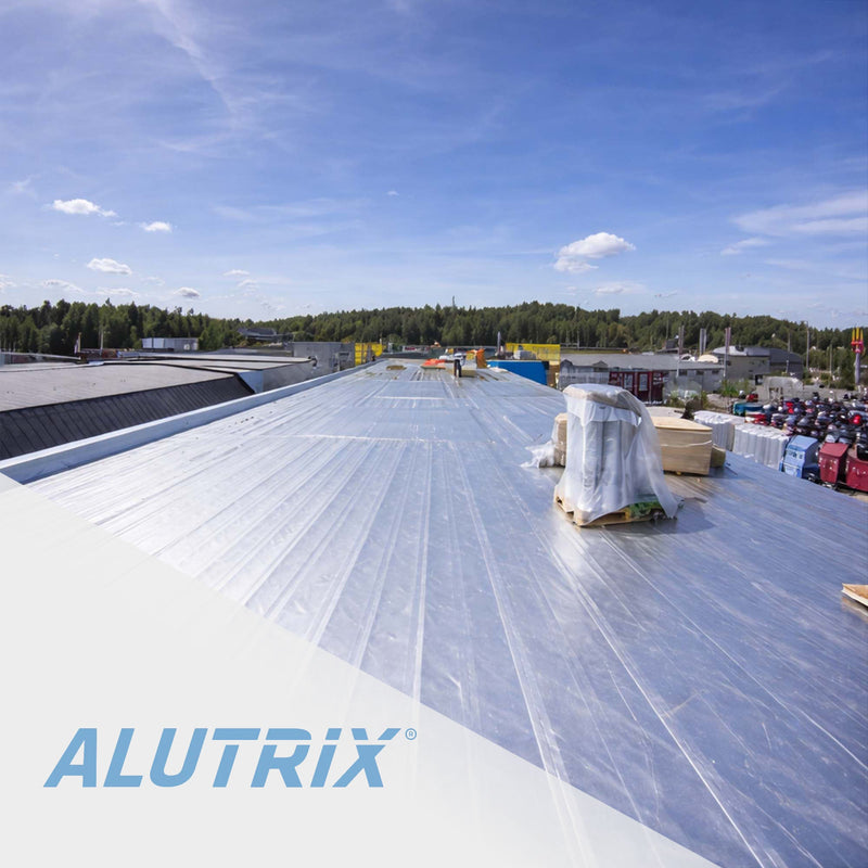 alutrix 600 vapour barrier installed on a large flat roof